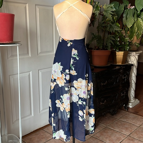 Floral Lace Halter Dress - Picture 7 of 10